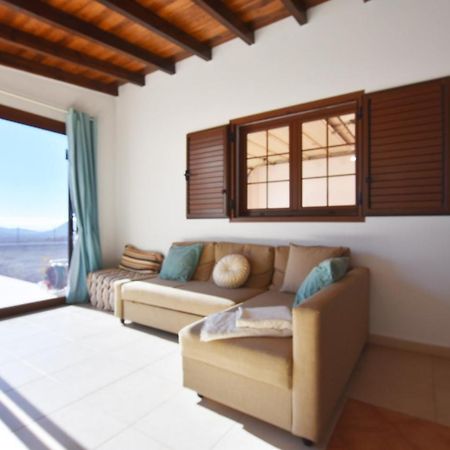 Book Jet - Window To Freedom Villa With Heated Pool Tuineje Zewnętrze zdjęcie